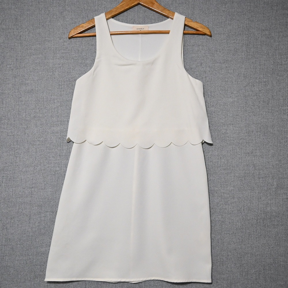 Everly Shift Dress Womens Scalloped Hem Layered Sleeveless Small White USA